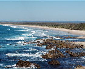 Brooms Head Main Beach - ACT Tourism 3