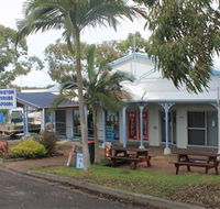 Laurieton Riverside Seafoods - ACT Tourism