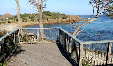 Mimosa Rocks Walking Track - ACT Tourism 1