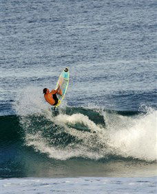 Ballina Surfing Beaches - ACT Tourism 3