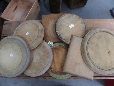 Heaths Old Wares, Collectables & Industrial Antiques - ACT Tourism 11