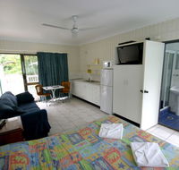 Tropical Palms Inn - ACT Tourism