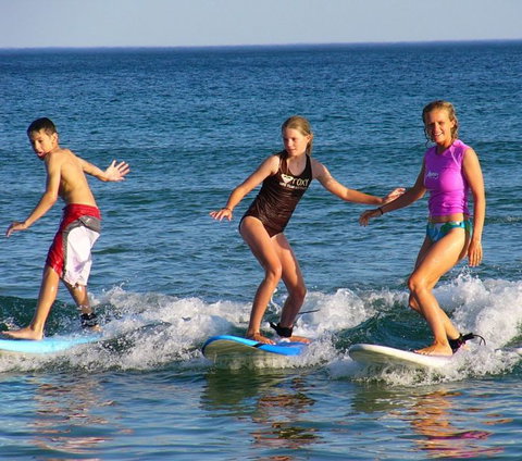 Broulee Surf School - ACT Tourism 7