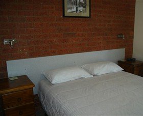 Greenways Holiday Units - ACT Tourism 2