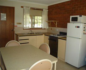 Greenways Holiday Units - ACT Tourism 5