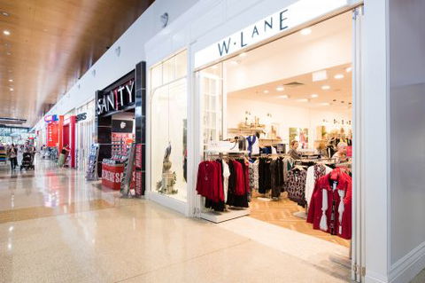 Noosa Civic Shopping Centre - ACT Tourism 3
