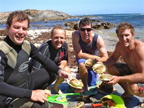 Goin' Off Safaris - ACT Tourism 13