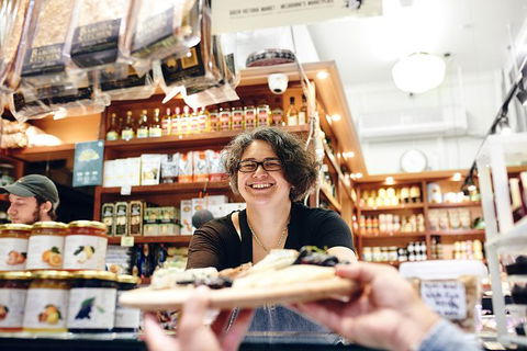 Queen Victoria Market Ultimate Foodie Tour - ACT Tourism 13