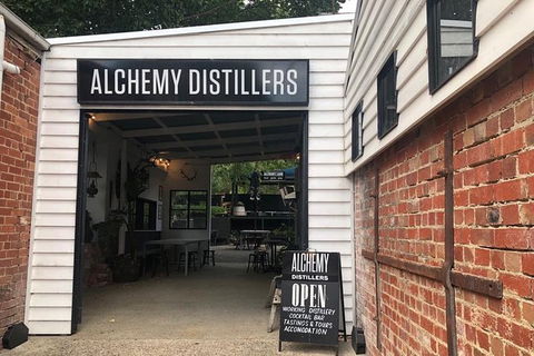 YARRA VALLEY NIGHT TOUR! Gin, Cider, Vodka, Beer, Wine & The World's Best Pizza! - ACT Tourism 1