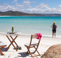 4x4 and Lunch Full Day Freycinet and Wineglass Bay - ACT Tourism