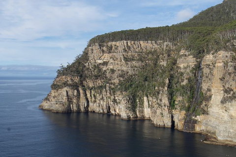 Twilight Sail Bruny Island - ACT Tourism 1