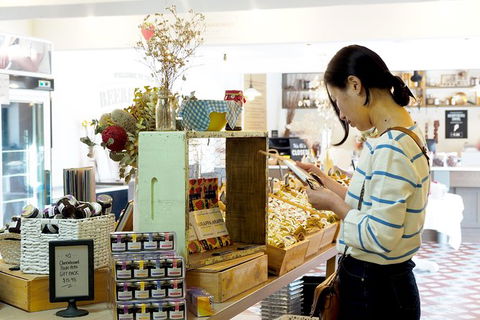 Ultimate Adelaide City And Hahndorf Tour - ACT Tourism 1