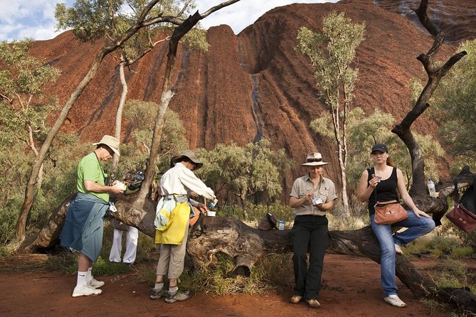 Ayers Rock NT ACT Tourism