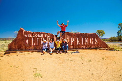 Coach Transfer From Kings Canyon To Alice Springs - ACT Tourism 3