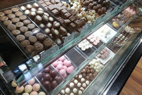 Hunter Valley Private Tour Including Wine, Chocolate, Cheese, Vodka, Gin Tasting - ACT Tourism 20