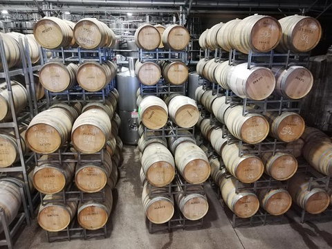 Hunter Valley Private Tour Including Wine, Chocolate, Cheese, Vodka, Gin Tasting - ACT Tourism 8