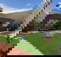 Almondco Almond Hut - ACT Tourism