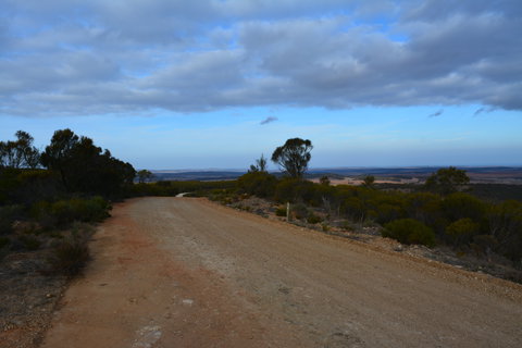 Cleve Hills Scenic Drive & Lookout - ACT Tourism 2