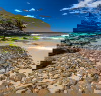 Dawsons Island Beach - ACT Tourism