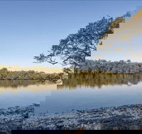 Double Wharf picnic area - ACT Tourism