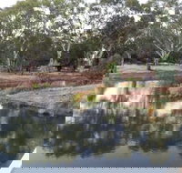 Green Corridor Walking Track - ACT Tourism