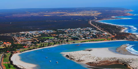 Kalbarri Town Centre - ACT Tourism 0