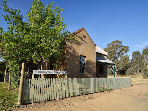 River Captains Cottage - ACT Tourism 0