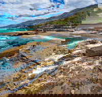 Singing Stones Beach - ACT Tourism
