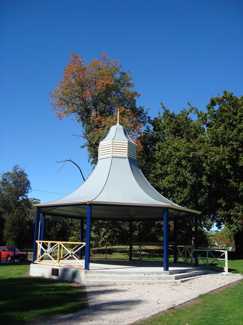 Bells Parade Reserve - ACT Tourism 1