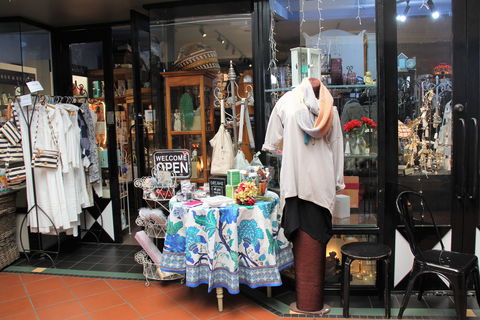 Country House Gifts And Homewares - ACT Tourism 0
