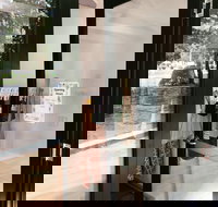 Dot and Frankie - ACT Tourism