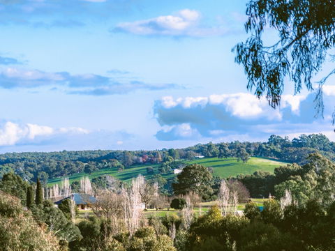 Hahndorf Creek Wellness Spa - ACT Tourism 1