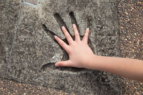 Hands Of Fame Park - ACT Tourism 0