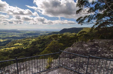 Illawarra Lookout Walking Track - ACT Tourism 0