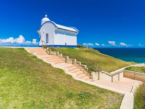 Tacking Point Lighthouse - ACT Tourism 0