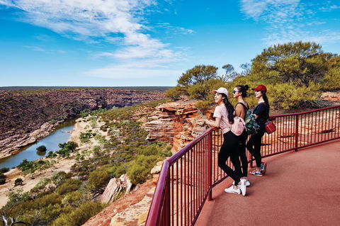 The Loop And Z Bend - ACT Tourism 1