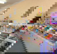 The Pier View Lolly Shop - ACT Tourism