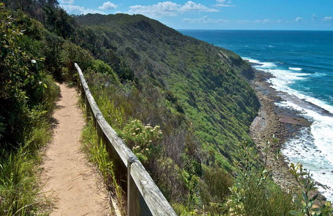 The Coast Walking Track - ACT Tourism 0
