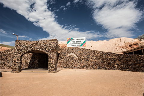Umoona Opal Mine And Museum - ACT Tourism 0