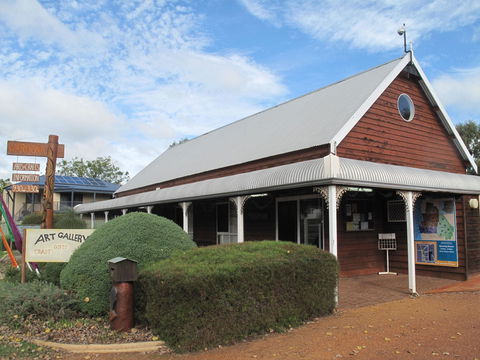 Waroona - ACT Tourism 1