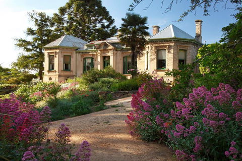 Buda Historic Home & Garden - ACT Tourism 0