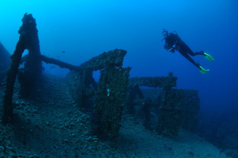 Cementco Dive Site - ACT Tourism 0