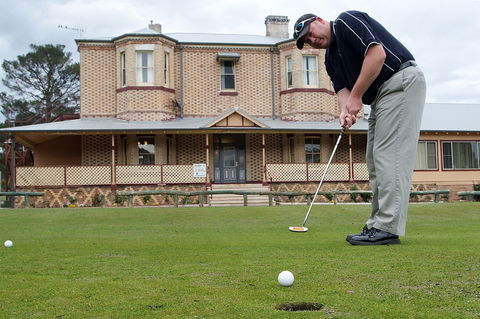 Lithgow Golf Club - ACT Tourism 0