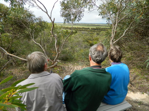 Meningie Lions Walking Trail - ACT Tourism 1