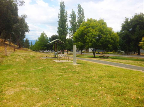 Myrtleford To Porepunkah 24km - ACT Tourism 2