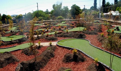 Orange Mini Golf - ACT Tourism 0