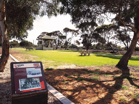 Tailem Bend Historic Rail Trail - ACT Tourism 0