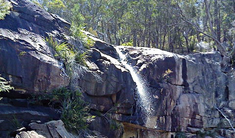 Ugly Corner Falls Walking Track - ACT Tourism 0
