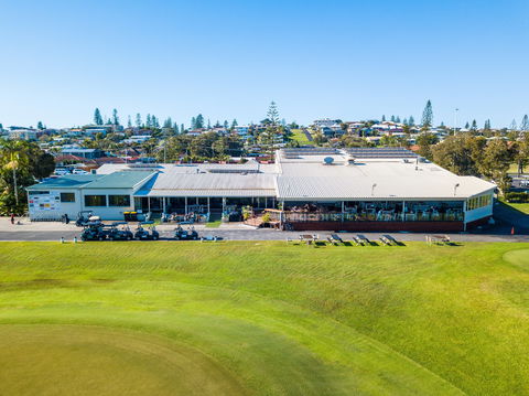 Yamba Golf And Country Club - ACT Tourism 0
