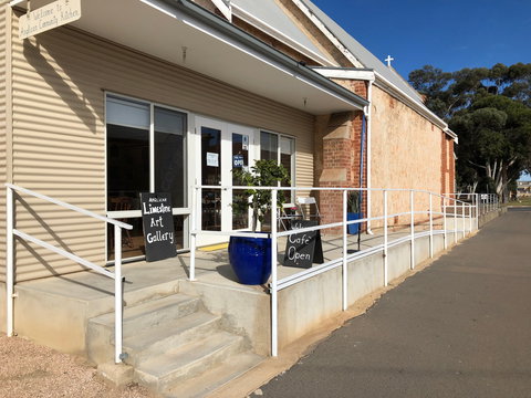 Anglican Community Cafe, Limestone Art Gallery & Cornish Garden - ACT Tourism 1